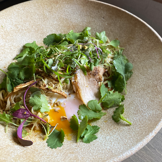 コリアンダー（冷麺がオススメ）